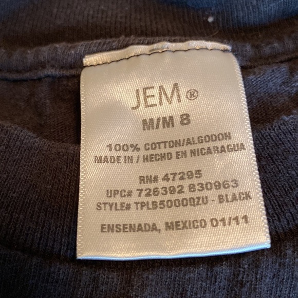 Boys size 8 graphic T-shirts three short sleeve one long sleeve - Picture 4 of 13